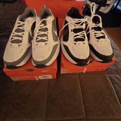 NEW 2 Pair Nike Mens Monarch IV size 10
