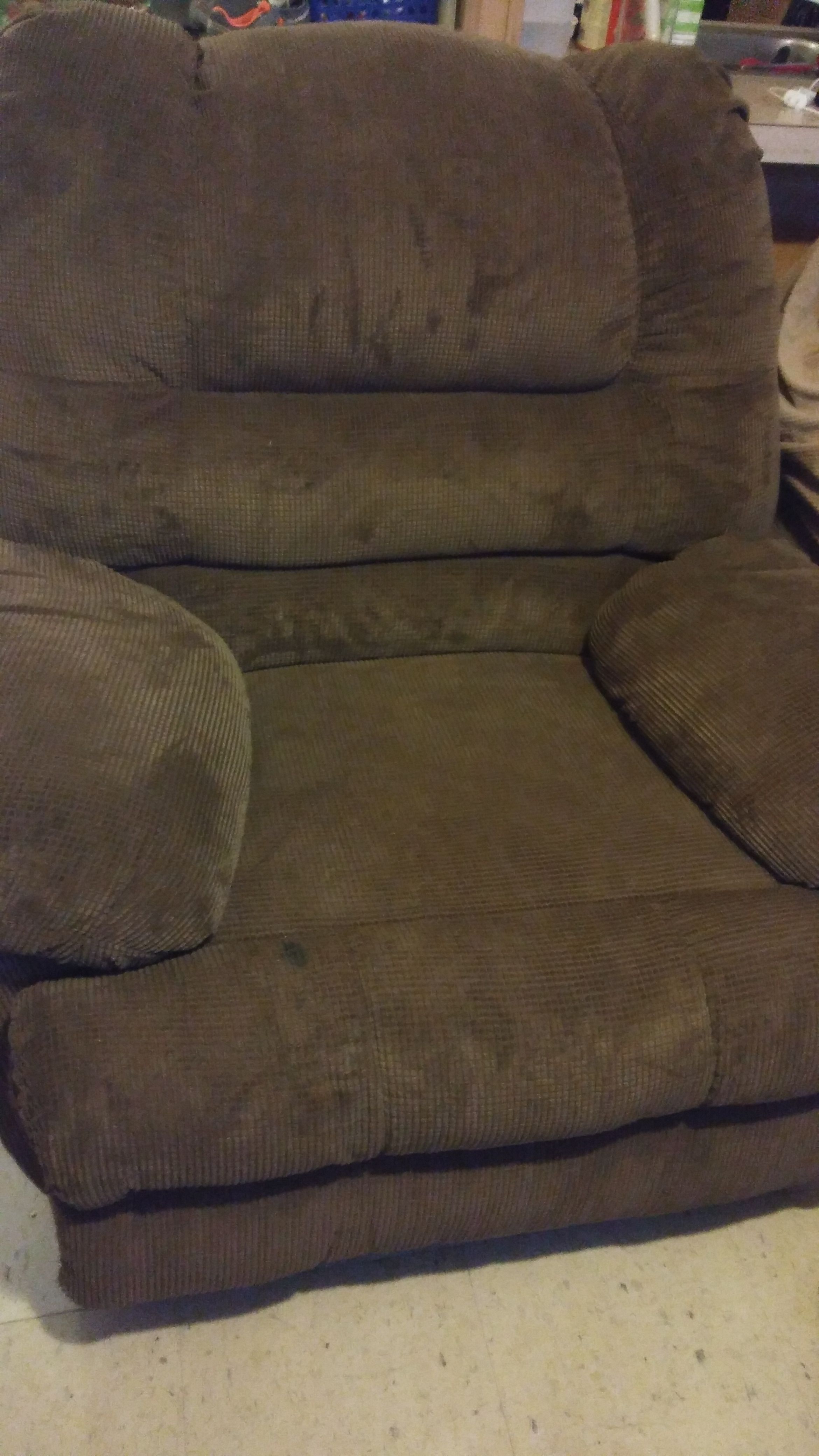 Vendo sillon reclinable es grande