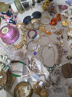Large Jewelry Lot