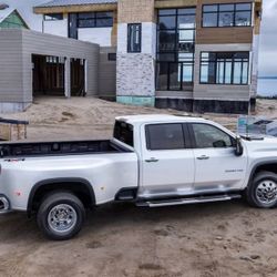 2020-24 CHEVY SILVERADO DUALLY 8FT BED !!TAILGATE BUMPER AND TAILLIGHTS INCLUDED!!