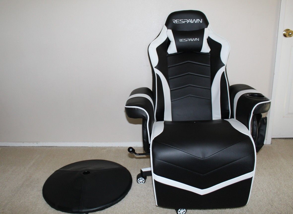 RESPAWN RSP-900 Racing Style, Reclining Gaming Chair, 35.04" - 51.18" D x 30.71" W x 37.01" - 44.88" H, Leather, White