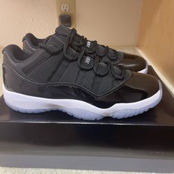 Jordan 11 Space Jam  Low 