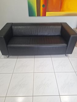 Black Loveseat / 2-Seater Sofa