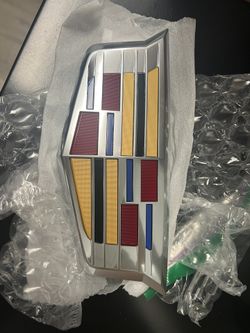 2021-2024 Cadillac Escalade Front And Rear Emblem Package