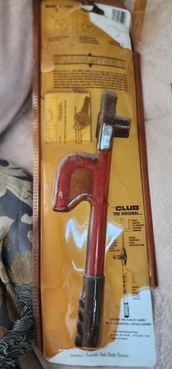 The CLUB STEERING WHEEL LOCK ANTI THEFT DEVICE