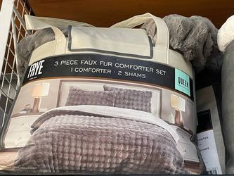 Frye King+ Queen Size Comforters For Sale!