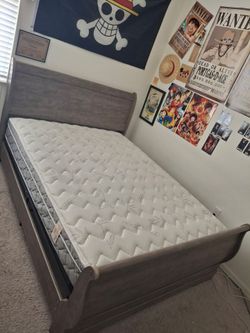 Queen Bed
