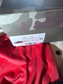 Premium sneakers, very true to the original, great quality finishes.