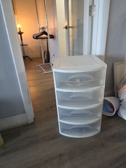 Free stuff need to go now!