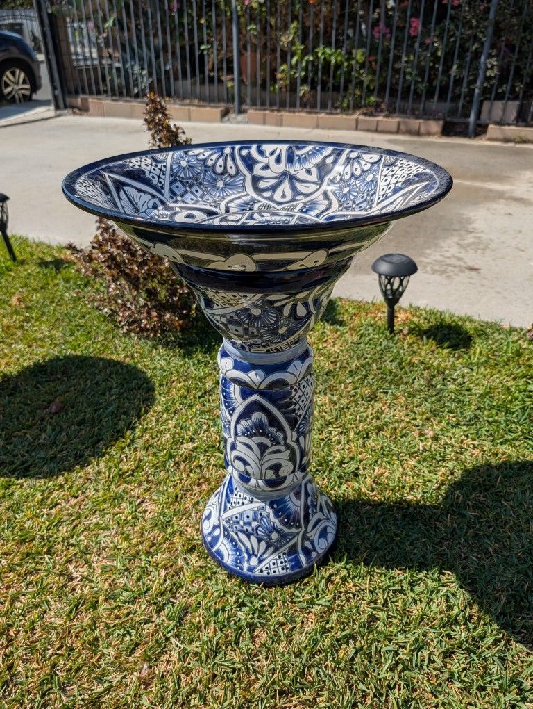 Mexican Talavera FOUNTAIN — Bird Bath