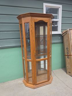 Display Curio Cabinet