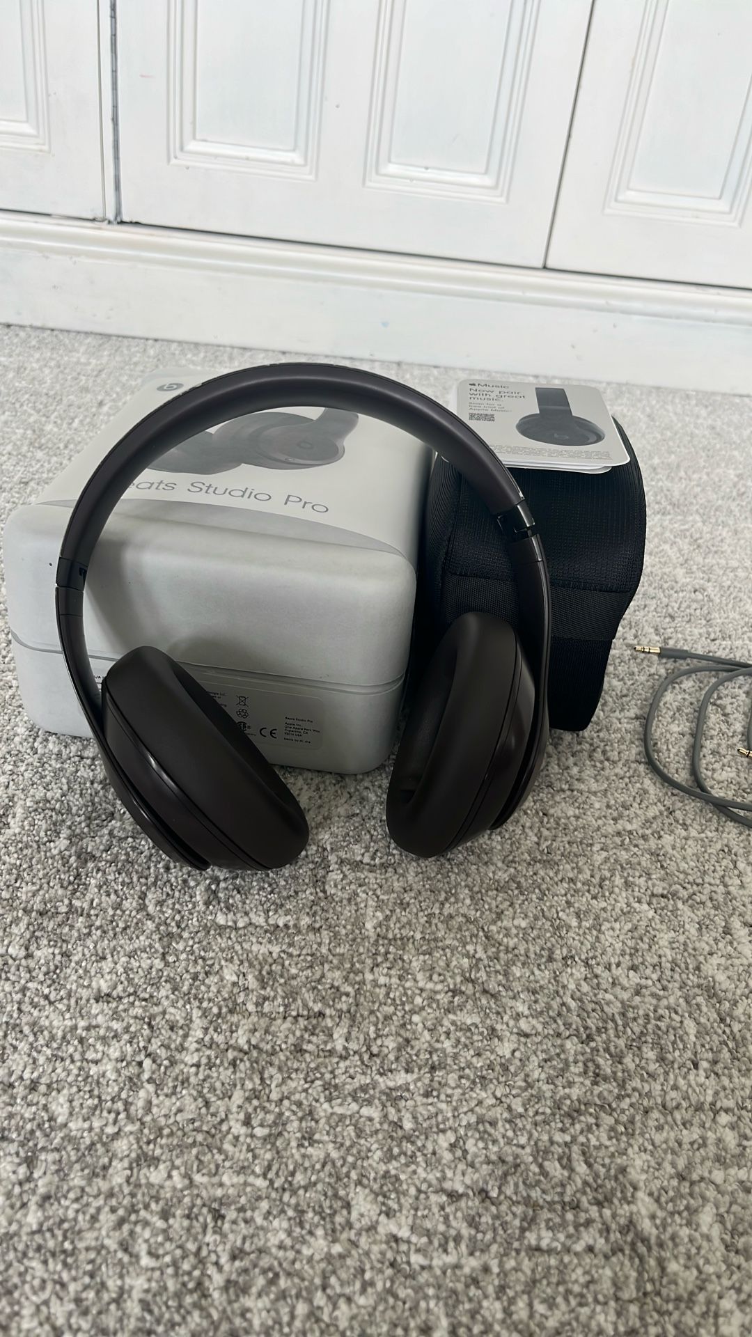 Beats Studio Pro