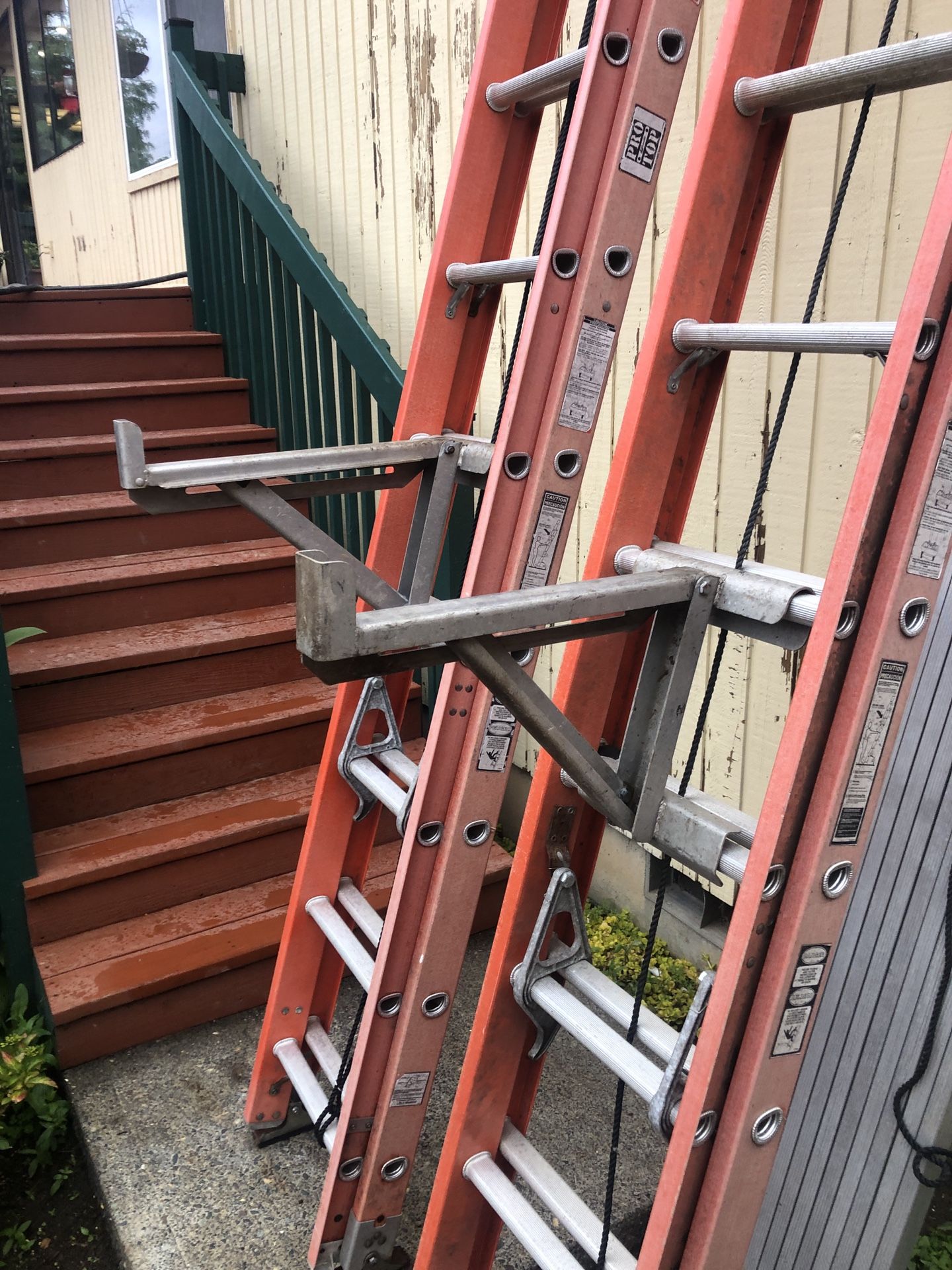 Ladder Jacks