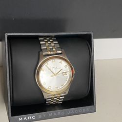 Marc by Marc Jacobs  Silver Stainless Steel Analog Dial Quartz Watch.