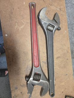 15" adjustable wrench