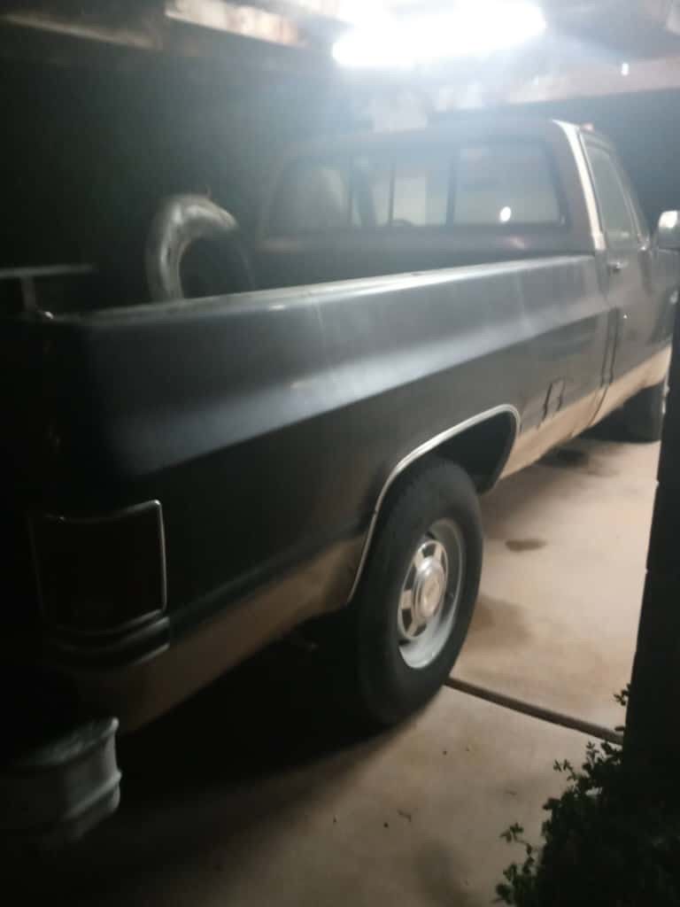 1985 GMC hig sierra clasic 2500 3/4ton