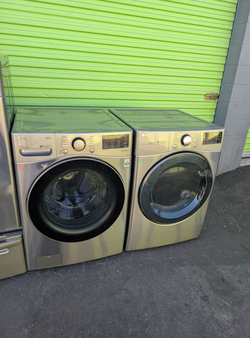 LG Front Load Washer Dryer Set in Stainless Steel