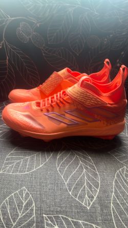 Baseball cleats