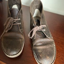 Men’s Clark Shoes Size 10