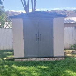 KETER  8x8 VINYL SHED PRICE $750