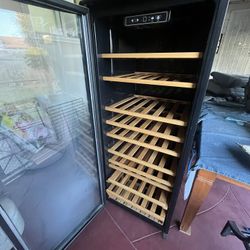Dandy Wine Fridge