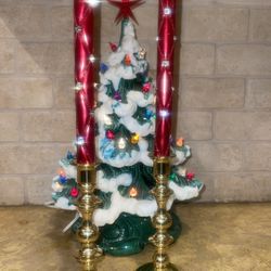 ❤️ESTATE SALE❤️Exquisite Solid Brass Candle Sticks