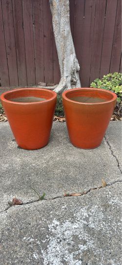 Ceramic planters