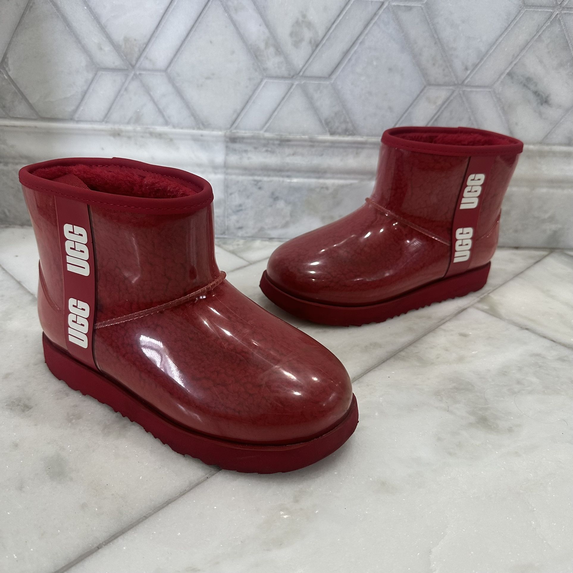 Size 4 Kids Ugg Classic Clear Mini Boots - Red Color