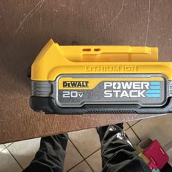 Dewalt Power Stack 1.7 Ah New
