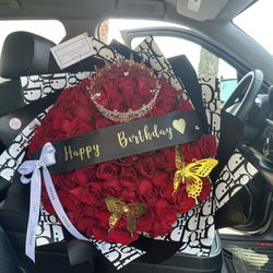 Flower/Rose Bouquets READ DESCRIPTION