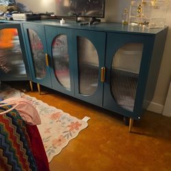 Dresser / TV Stand 