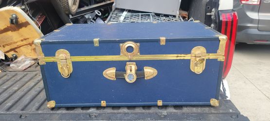 Rolling Storage Trunk