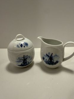 Vintage Delftware creamer & sugar bowl