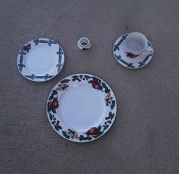 Cade's Cove Dinnerware, Service for 12, $25.00 Bucks!