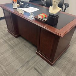 PROFESSIONAL Office Desks Two Excellent Condition 