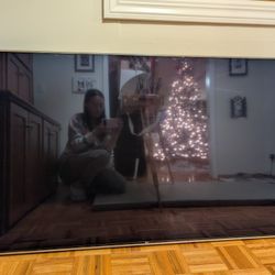 65 Inch LG TV In Great Conditon