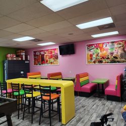custom tables for restaurant