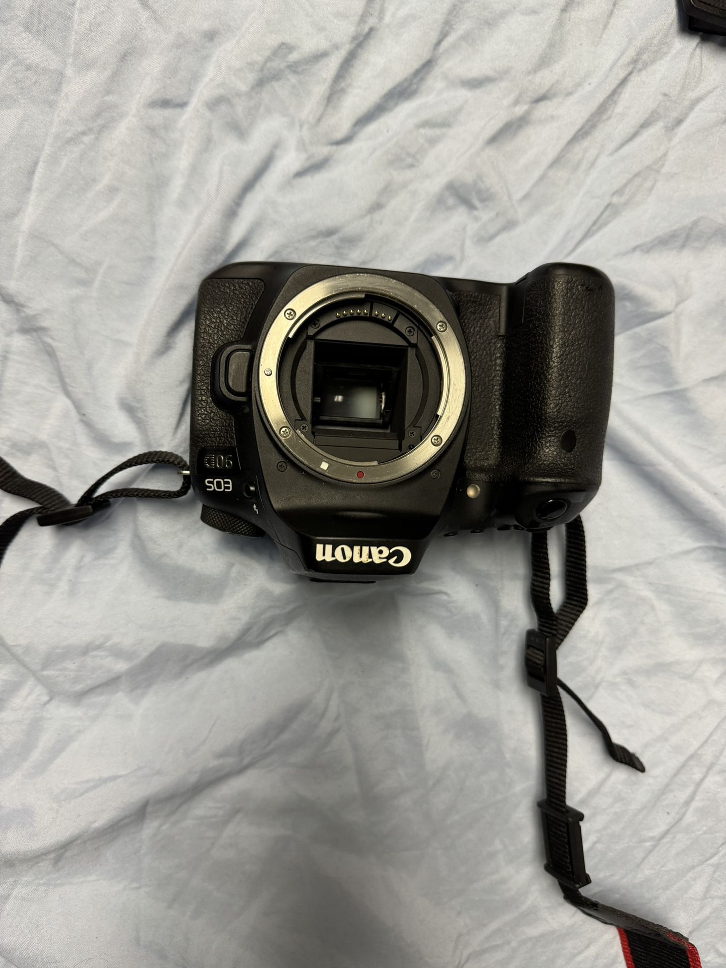 Canon EOS 90D With Lenes Hardly Used
