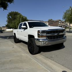 2018 Chevy Silverado Lt