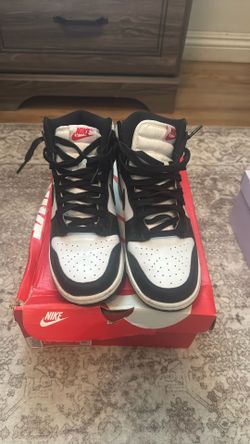 Nike pandas