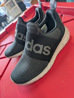 Adidas slide on kids shoes new