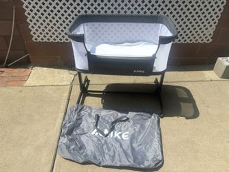 MKE Baby Bassinet With Travel Bag