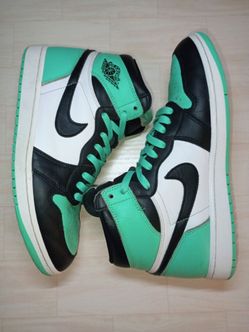 Men's Size 10.5 Air Jordan 1 High OG Green Glow
