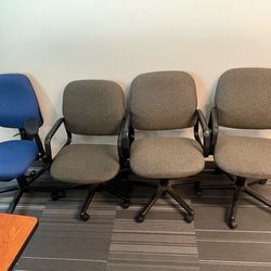 FREE Office Furniture