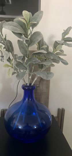 Blue crystal base