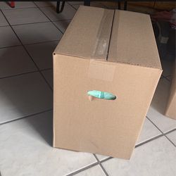 A Box For $20 Square pads could use for adults or for puppies Son 8 Paketes  15 In Each Pack 