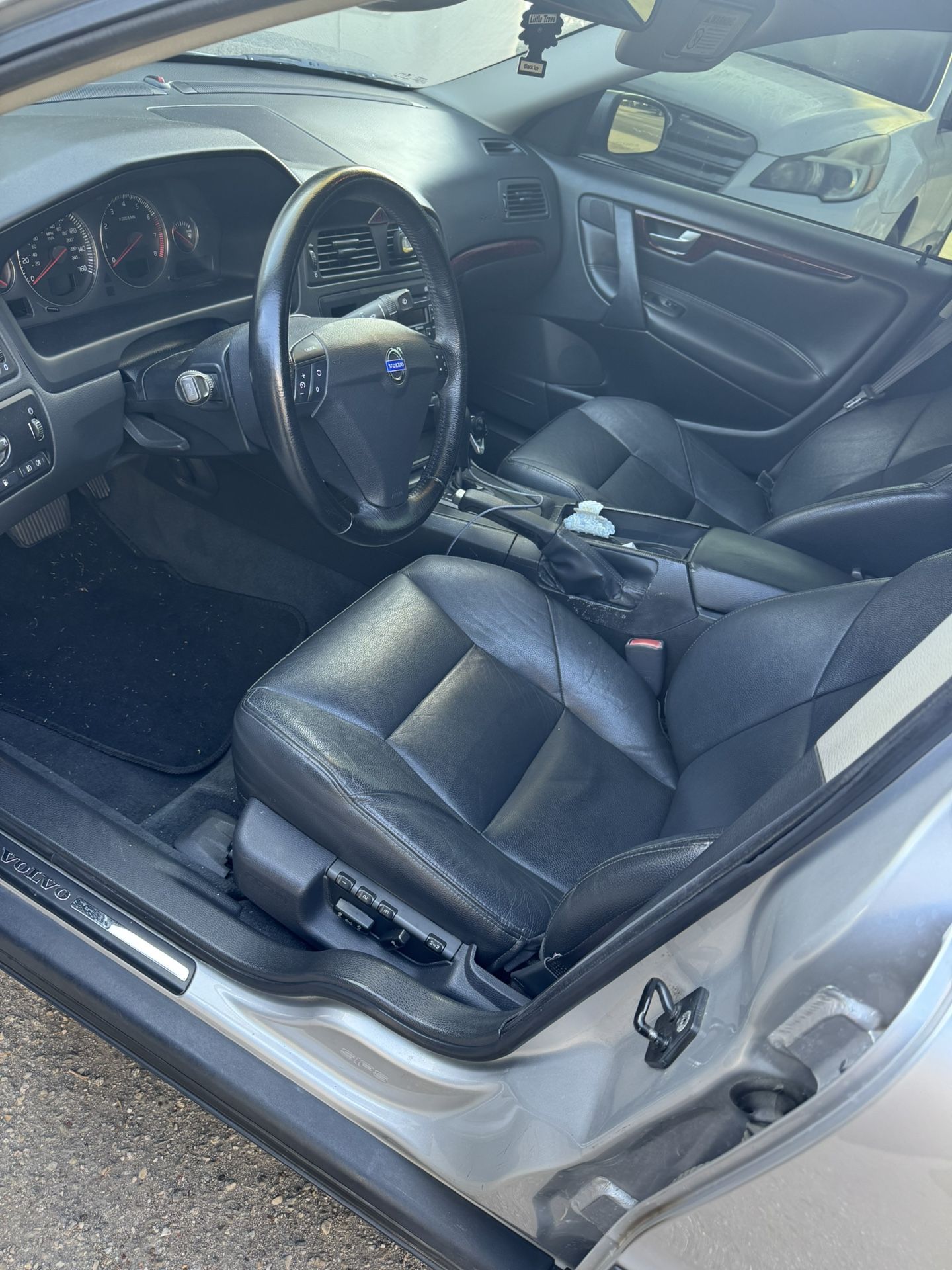 2004 Volvo