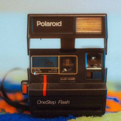 Polaroid OneStep Flash