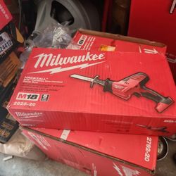 Doing
Milwaukee
M18 18V Lithium-Ion Cordless HACKZALL Reciprocating Saw (Tool-Only)
STORE PRICE $129