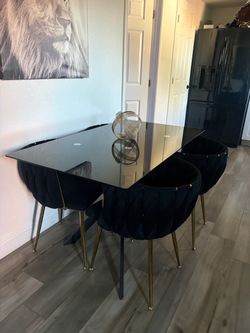 Black Glass Dining Table with 4 Chairs